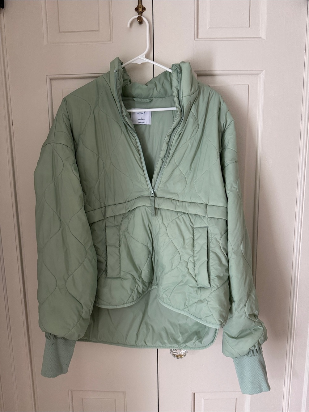 Old Navy Light Sage Quilted Half-Zip Puffer Pullover